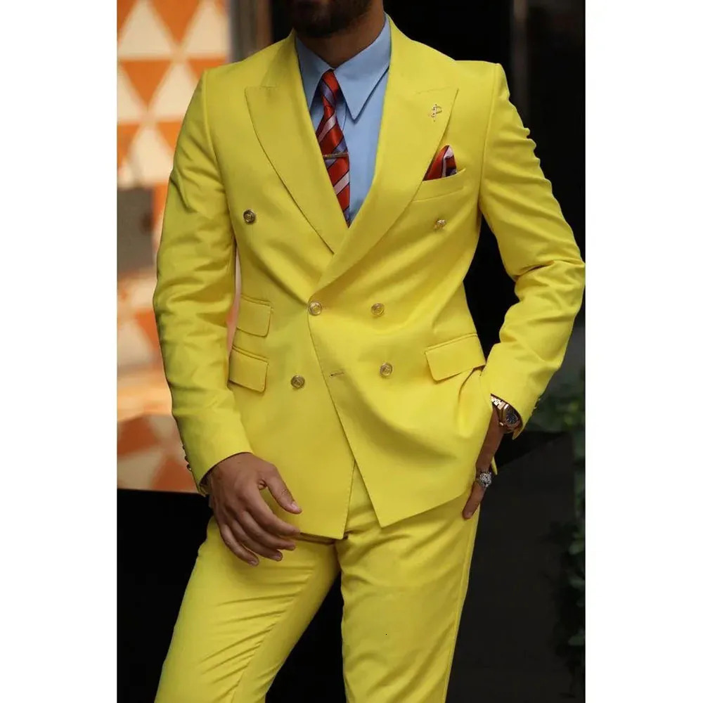 Fashion yellow mens double chest notch collar 2-piece jacketpants clothing mens wedding party office jacket set 250402
