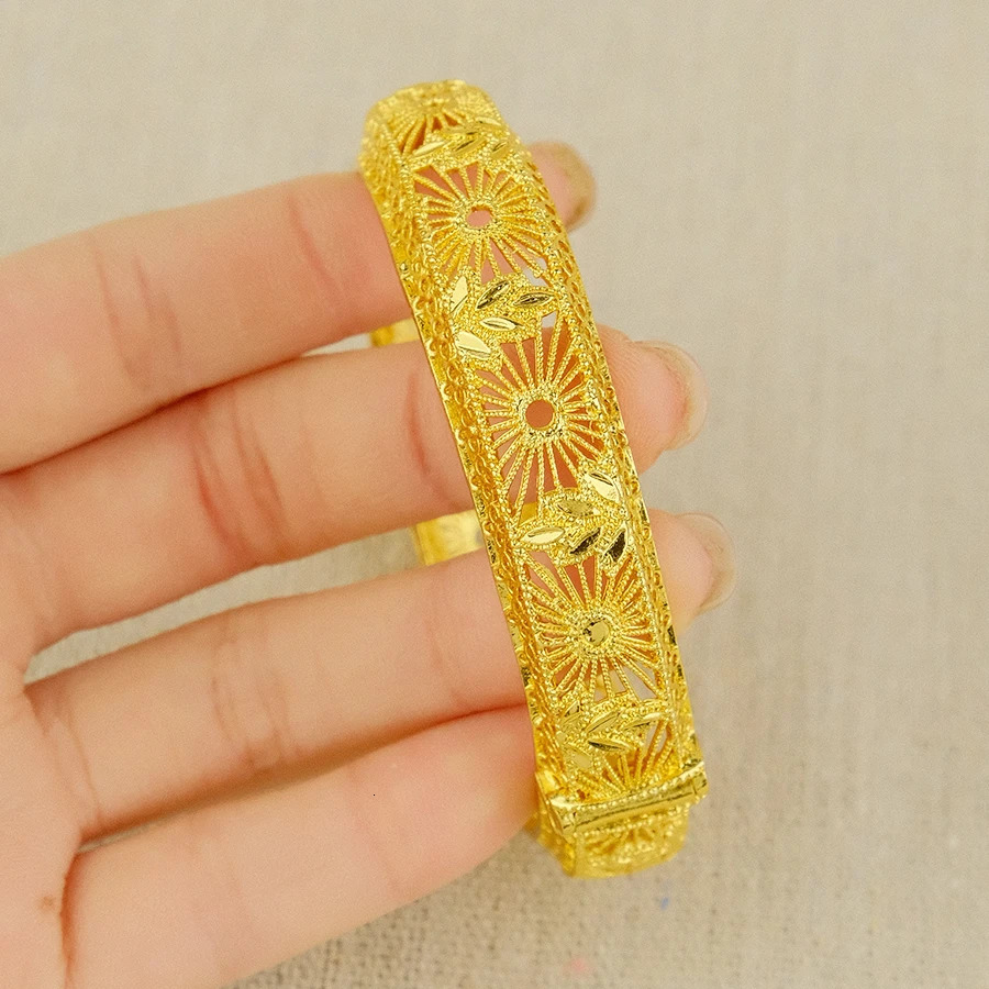14Pcs Dubai 24K Gold Color Bracelets For Women Jewelry s Indian Bangles African Wholesale Wedding Bridal 251031