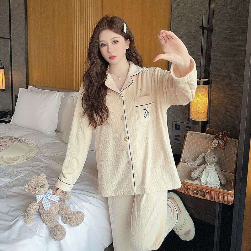 Designer Luxcury Pajamas Velvet with Chest Pad Strap Three-Piece Set Sexy Cute Lace Bowknot Pjs for Women Autumn and Winter Pyjamas