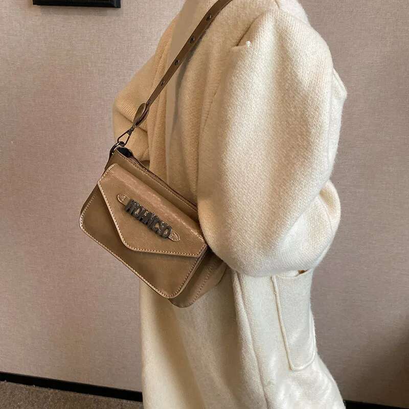 2024 New Fashion Messenger Casual Shoulder Niche Fashionable Women's Small Square Bag Bolsas Para Mujeres