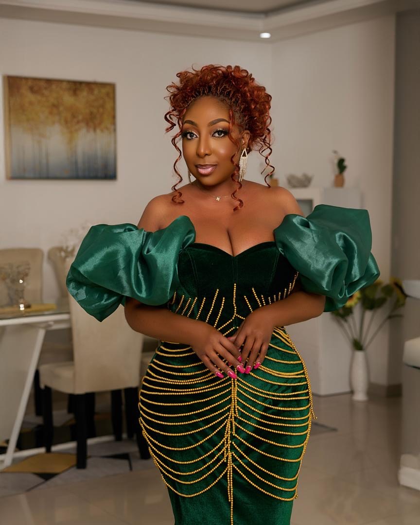 Mermaid Dark Green Prom Dresses 2026 Beadings Short Sleeves Velvet Evening Formal Party Second Birthday Engagement Gowns Plus Size Dress For Special O