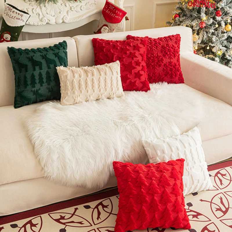 2024 New Christmas Cushion Cover Plush Gilding Pillowcase Red Green and White Festival Home Decoration Pillow Covers Y251105