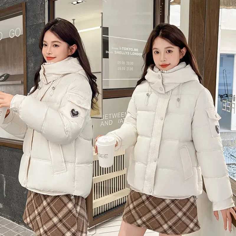 White Parka Short Down Cotton Jacket For Women 2025 New Winter Fashion Hodded Loose And Small Thick Warm Quilted Cotton JacketT251105