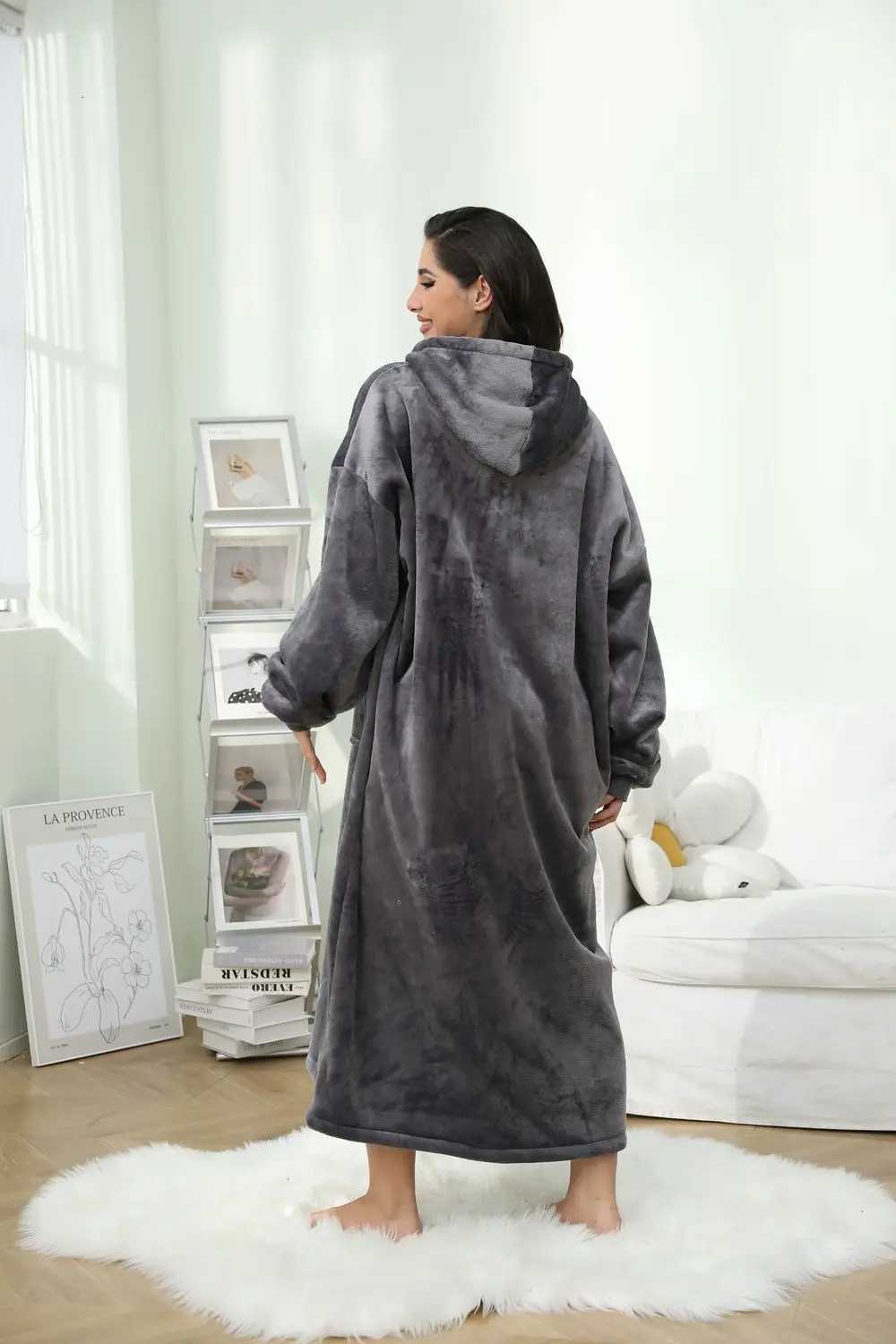 Winter casual hoodie pajamas long style with zipper and pocket comfortable and warm with thick fleece lining insideT251105