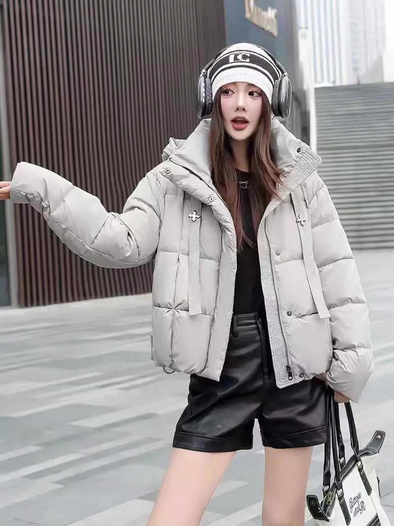 Schinteon Women Belted Down Jacket with Hood Autumn Winter Warm Thick Outwear White Duck Down Casual Coat 2025 NewT251105