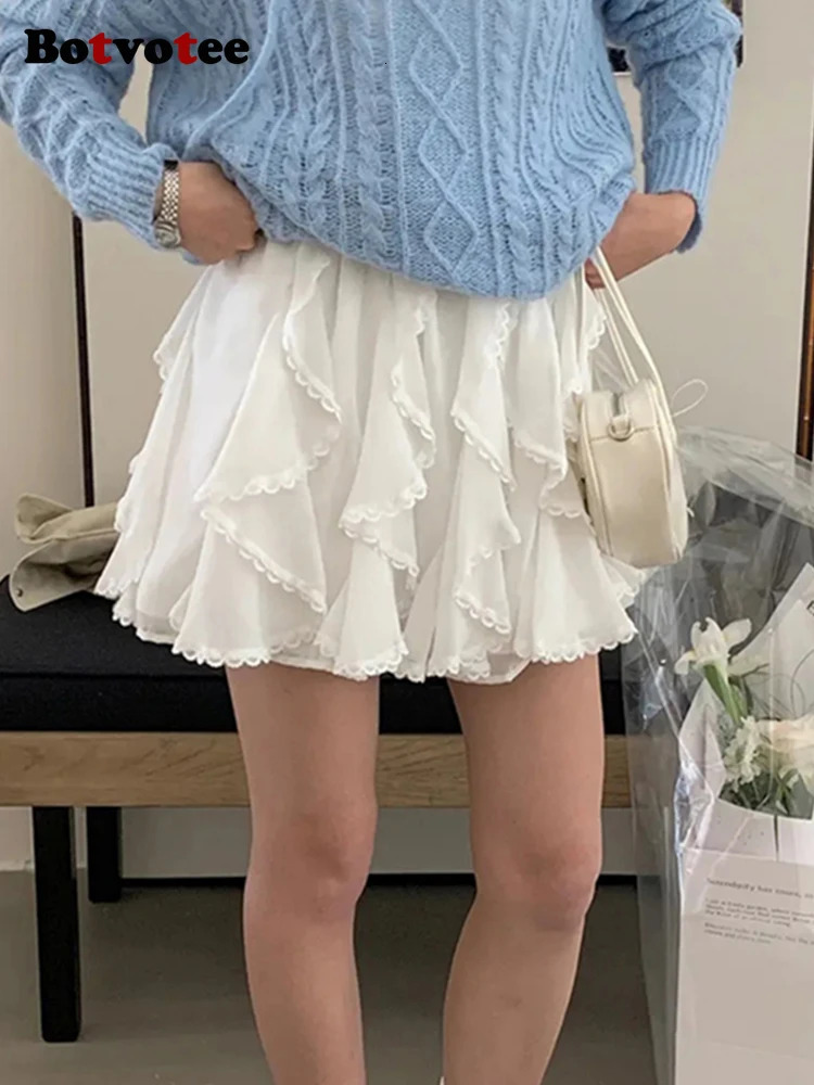 Botvotee Irregular Lace Mini Sexy Skirts for Women 2025 Fashion Streetwear High Waisted Elastic Band Y2k Short Skirt 250402