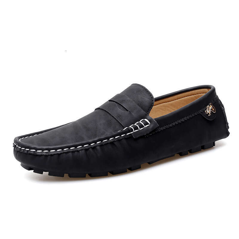 Large size Le Fu for lazy women, on foot bean shoes, sizes 35-48, men's driving shoes