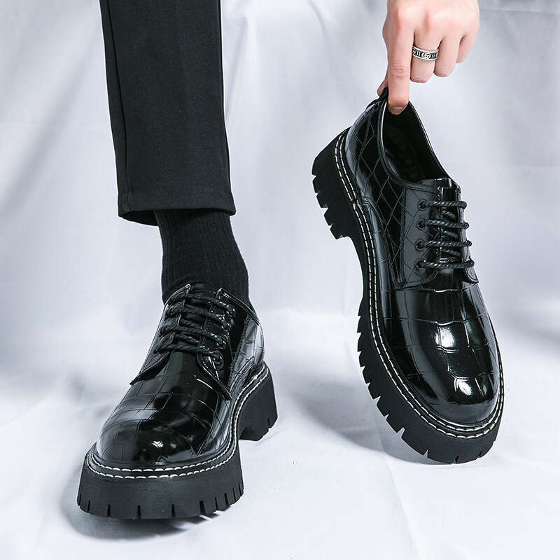 Large Low Top Big Head 2024 Spring and Autumn New Collection Men's Thick Bottom Height Increasing Nightclub Trendy Leather Shoes