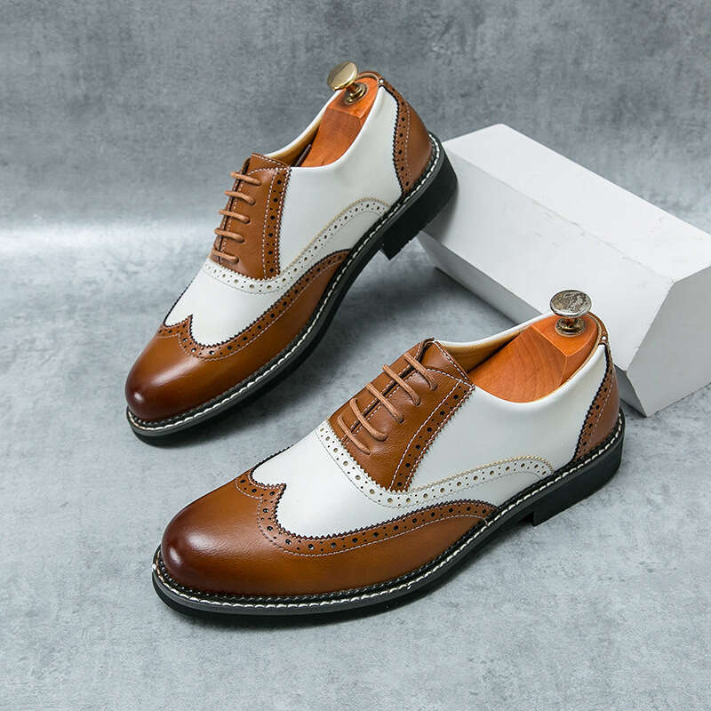 Men's in plus size, new Blok carved fashionable men's business dress leather shoes, banquet and wedding shoes