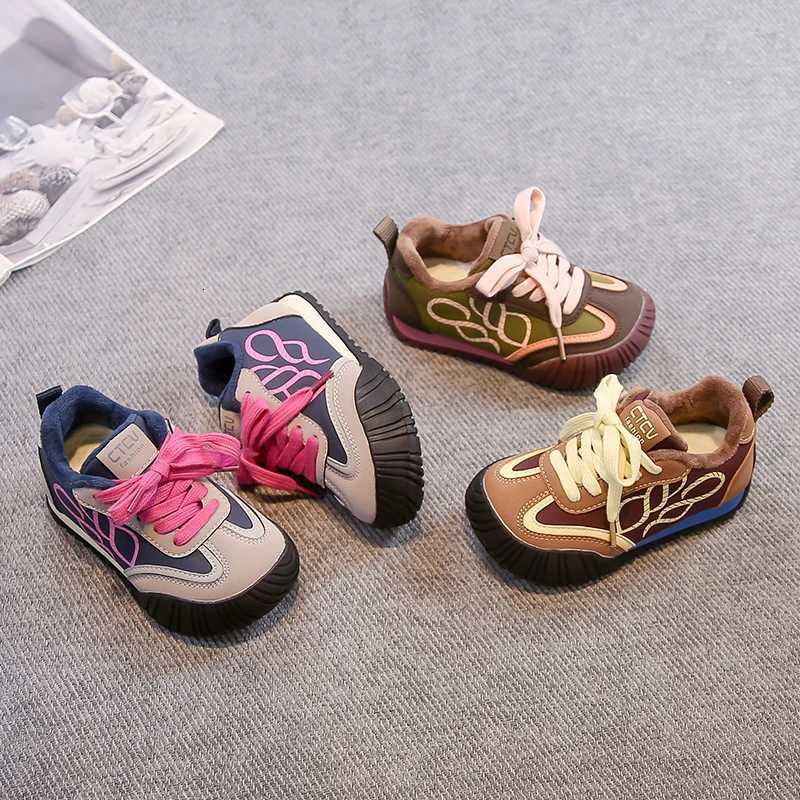 Kids Tennis Shoes Casual Soft Bottom Children Sports Shoes Fashion 2025 Winter New Boys Girls Skate Shoes Versatile Suede WarmT251105
