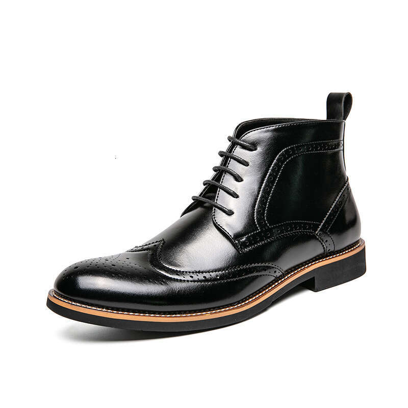 Large men's size 38-45 British style trendy Blok carved high top leather shoes Martin boots for men