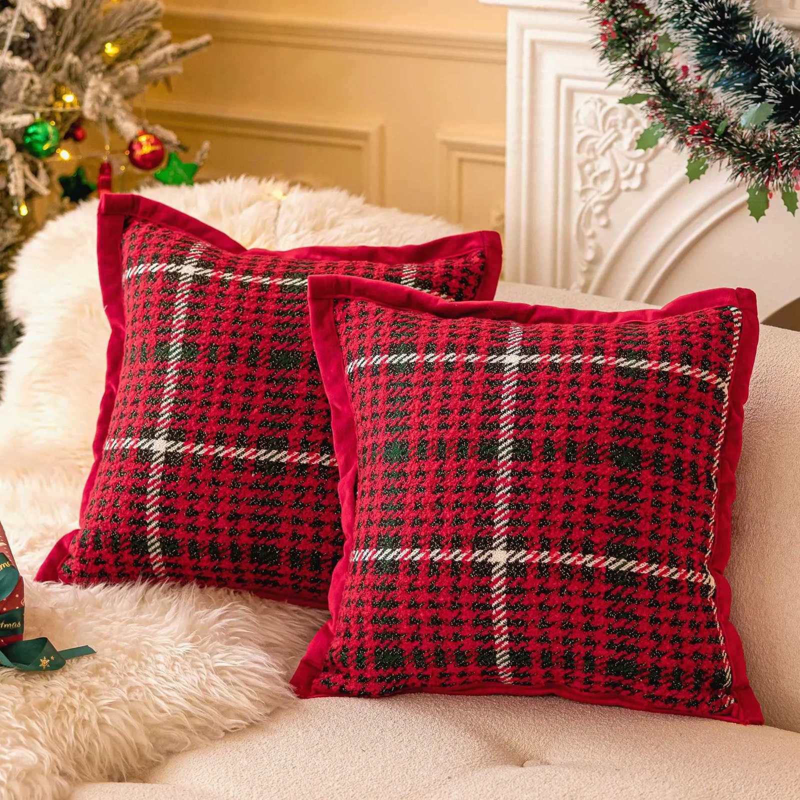 Light Luxury Christmas Plaid Sofa Pillow Cover Cojines Polyester Three-Dimensional Flower Red Throw Pillow Cushion Cover 45x45cm Y251105