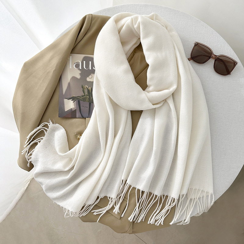 K339 Scarf autumn and winter atmosphere pure color imitation cashmere ladies temperament literary niche soft waxy warm tassel scarf shawl