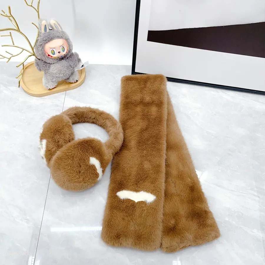 Designer Scarf Ear Chan Scarf Muffs Twopiece Set Designer Cc Wool Earplugs Plush Thickening Sets Winter Earmuffs Outdoor Fashion Scarf Versatile 4E7
