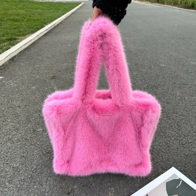 Faux Fur Womens Large Shoulder Bags Winter Fluffy Ladies Shopping Bag Fashion Soft Plush Female Casual Tote Handbags 251104