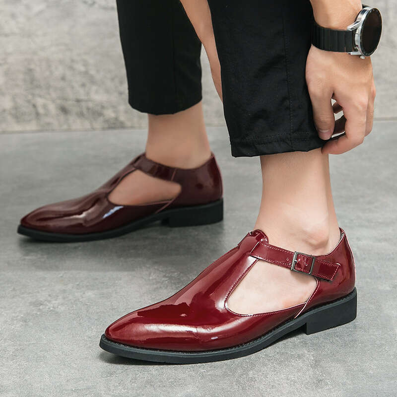 Large size men's with foreskin, sizes 38-46, trendy pointed casual shoes, formal business leather sandals