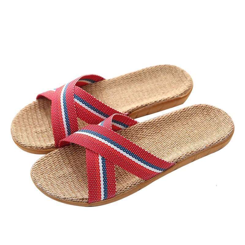 2025 Summer New Slippers Couple Home Thick Bottom Anti slip Interior Designer Fashion Sandals