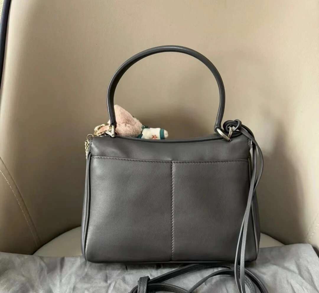 Retro Genuine Tote Ladies Elegant Handbags Woman Shoulder Messenger Bag Suede Leather Gold Sier Buckle Bags