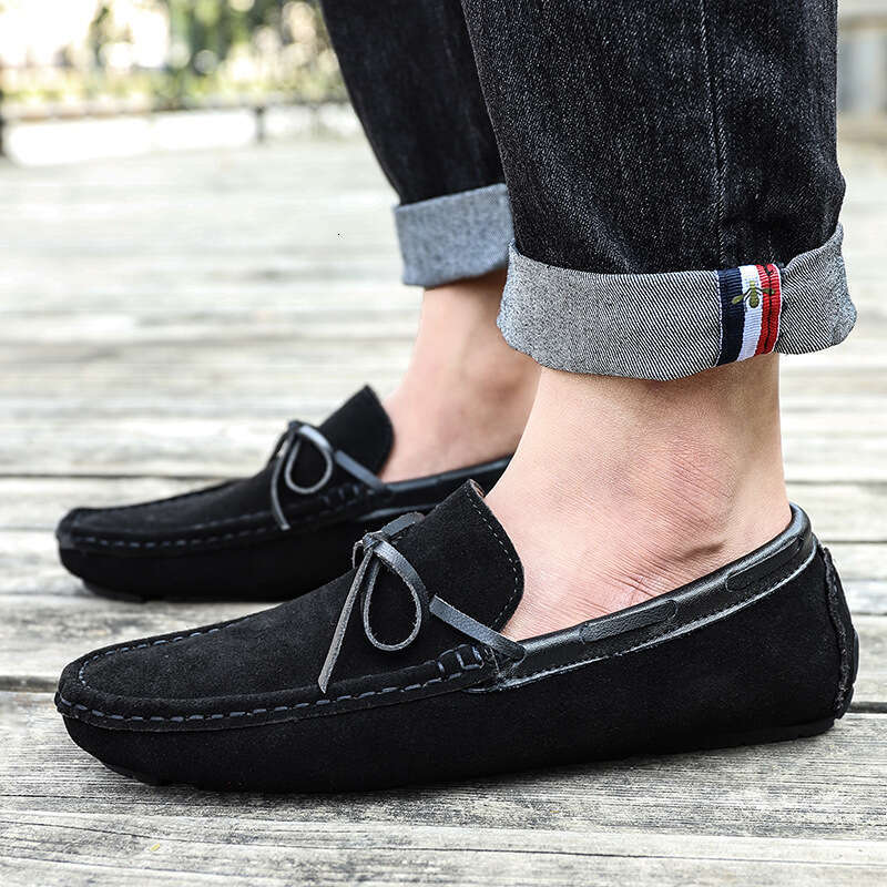 Large size cowhide bean sizes 38-48, leather for men, 2023 spring and autumn new style, one foot driving shoes