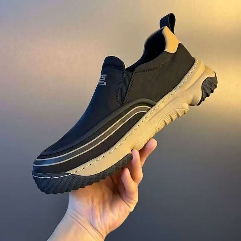 2025 Summer New Thick Sole Non-Slip Wear-Resistant Sports Men's Slip-On Fashion Casual Shoes