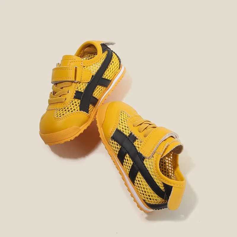 2025 New Boys and Girls Baby Mesh Breathable Sports Walking Shoes Fashionable Soft Sole Anti Slip Sandals Outdoor Beach ShoesT251105