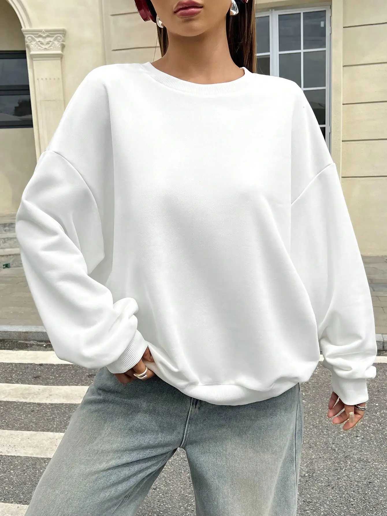 Womens autumn and Winter white sportswear pullover loose casual top New Casual Solid Color Long Sleeve Crewneck SweatshirtT251105