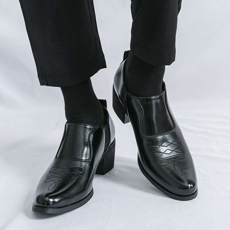 Men's leather shoes with a height increase of 6 centimeters outside the plus size 2024 Spring and Autumn Business Dress Office Groom's Weddi