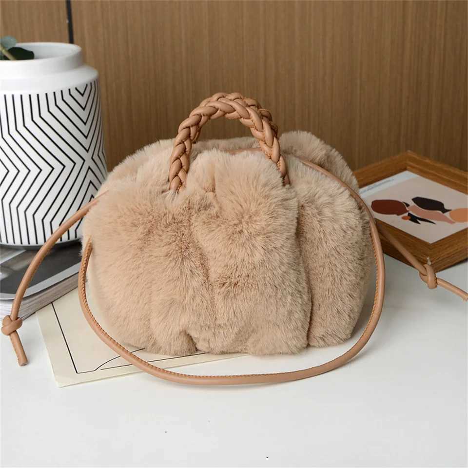 Autumn Winter Fashion Cute Tote Bags Womens Crossbody Pumpkin Plush Bag Solid Color Handbag Travel Shoulder Bags Z251104