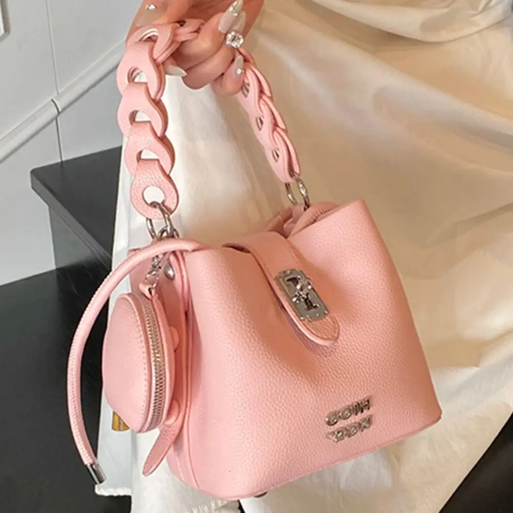 Temperament Lock Bucket Bag for Women Summer Single Shoulder Crossbody Bag Handbag Soft Pu Daily Commuting Bag 251104