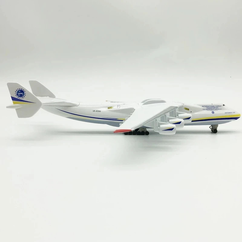 20CM Diecast Metal Alloy Antonov An-225 Mriya Airplane Model 1/400 Scale Replica Model Toy For Collection 251104