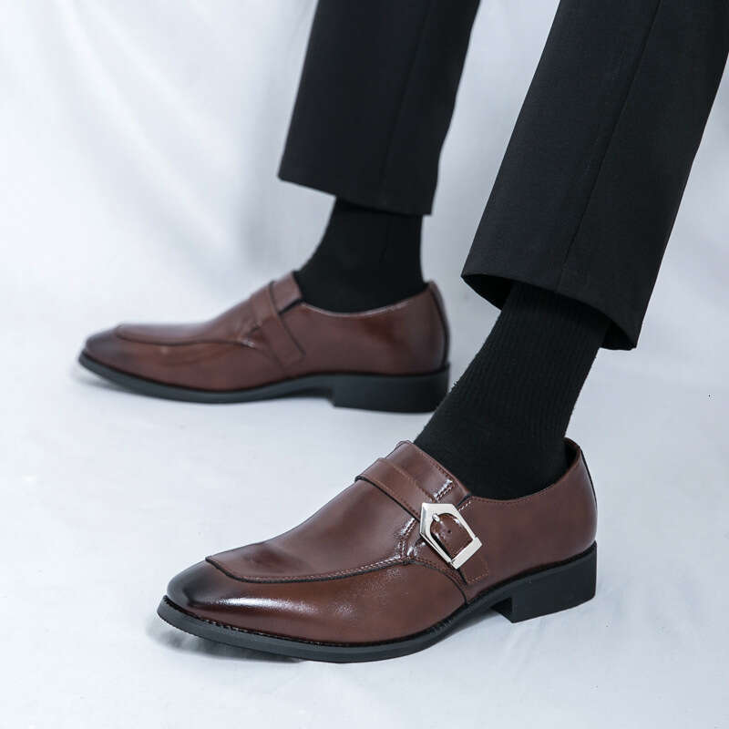 Large one foot Le Fu 2024 Spring and Autumn new men's British style Korean version wedding groom shoes
