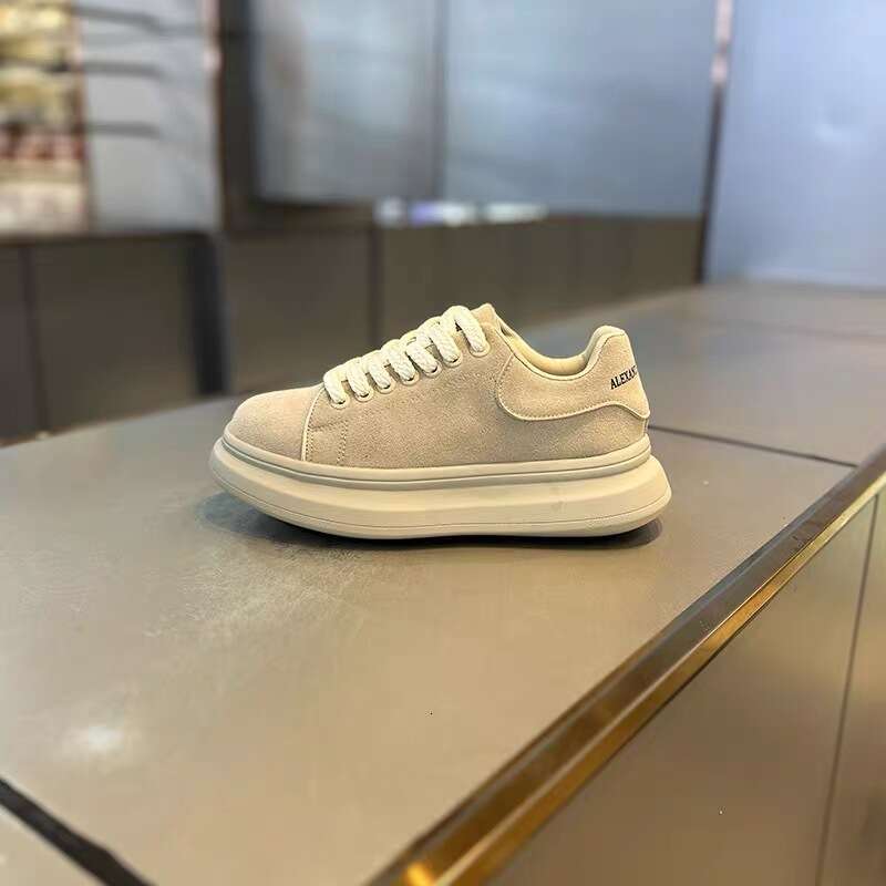 Autumn Winter Hot-Selling Leather Velvet Thick-Soled Height-Increasing Versatile Sneakers Korean Style Trendy Fashion Comfortable Low-Top Casual Shoes