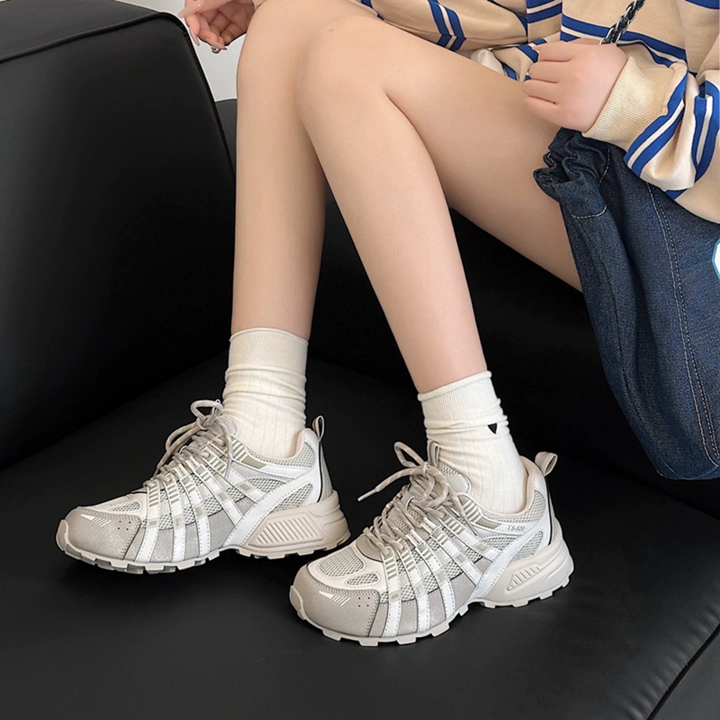 European station contrast splicing daddy shoes women's mesh breathable small height increase casual sneakers 2025