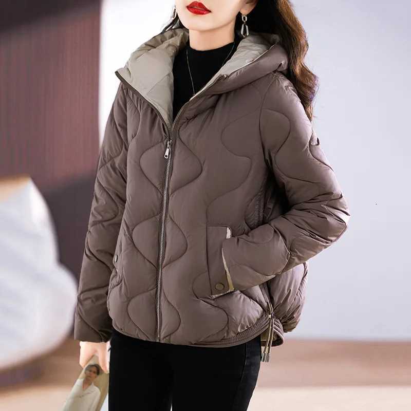 New Womens Hooded Short Light Down Cotton Clothes Womens Autumn and Winter Clothes Large Size Womens Jackets Wholesale 2026T251105