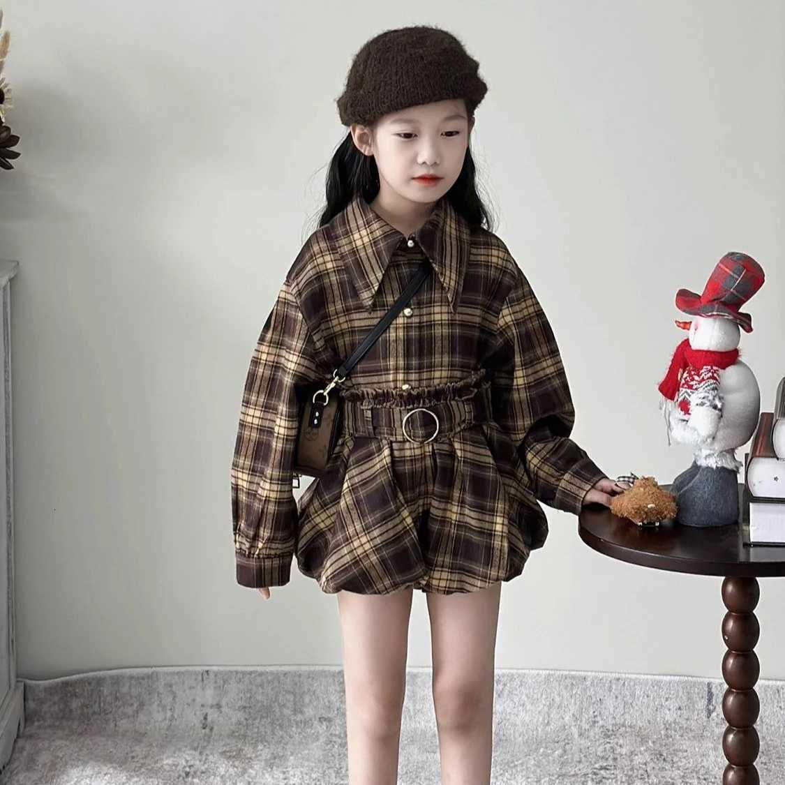 Girls Suit 2025 Autumn New Childrens Clothing Korean Girl Baby Plingham Lapel Long-sleeved Shirt Flower Bud Shorts Two Sets Y251105