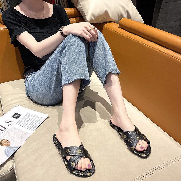 new Summer Style Casual Cross Flat Sole Star Internet Celebrity Slippers