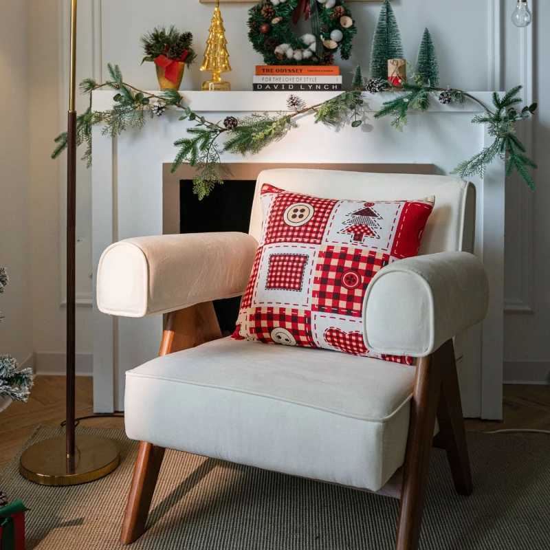 2Pcs 60X60CM Christmas Print Cushion Cover Red and Green Christmas Plaid Pillow Covers Decorative Home Holiday Decor Pillow Case Y251105