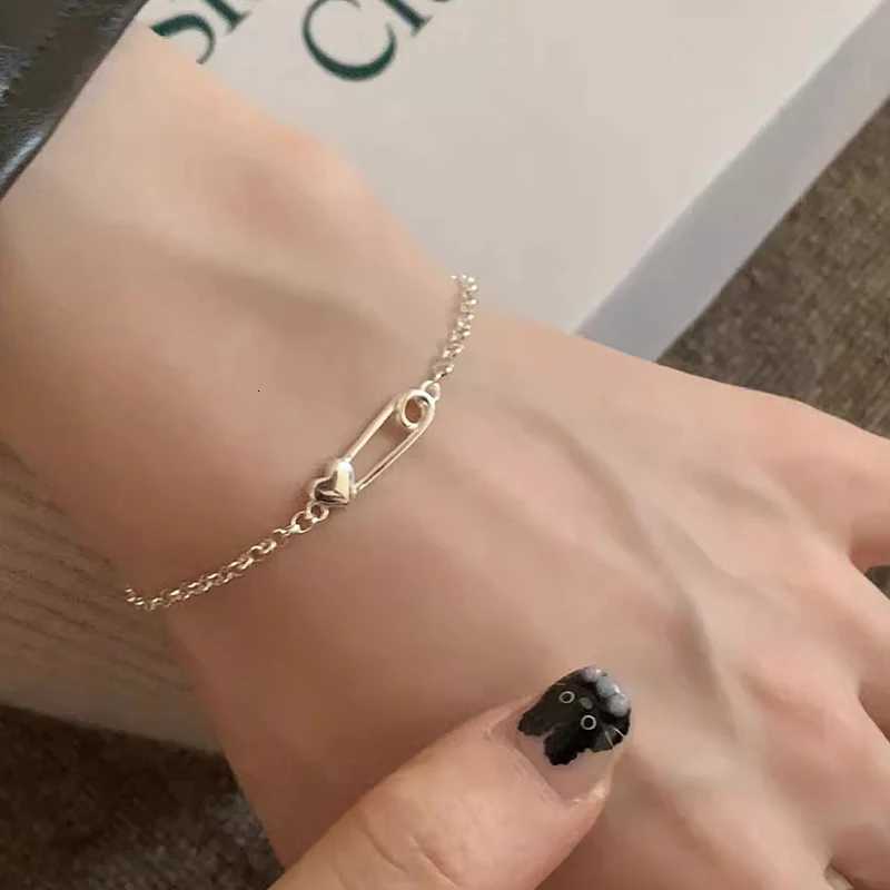 Foxanry Silver Color Love Heart Pin Bracelets For Women Girls Simple Creative Trendy Temperament Sweet Birthday Jewelry GiftsXJ251105