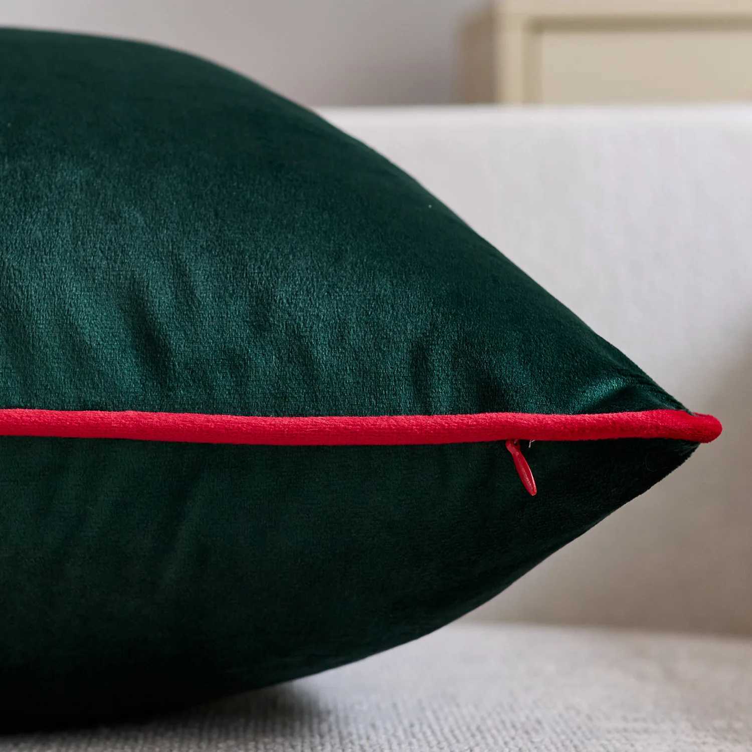 30x50/45x45cm New Year Christmas Decoration Pillow Case Cojines Red Green Velvet Rolled-Edged Cushion Cover Headboard Pillowcase Y251105