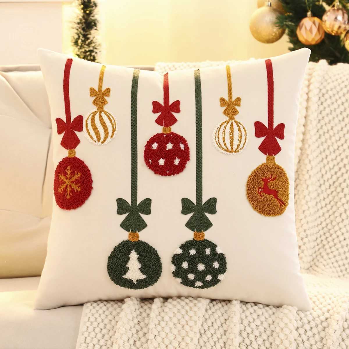 1 PC Christmas Flowers Throw Pillow Cover Velvet Embroidery Bell Christmas Decoration Living Room Y251105