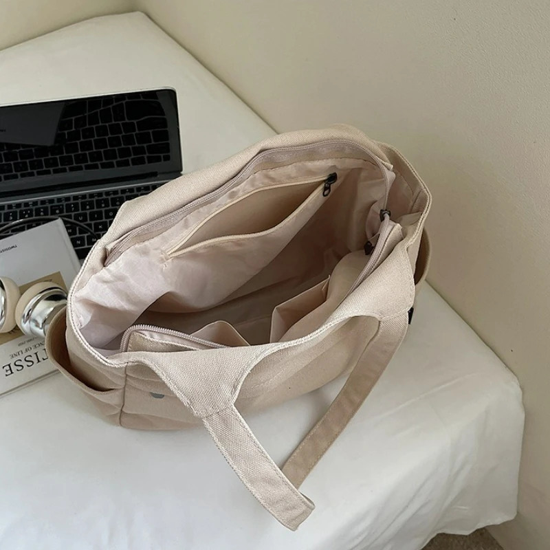 Solid Color Vintage Largecapacity Shoulder Bag Fashionable and Versatile Canvas Bag Simple Tote Bag 251104
