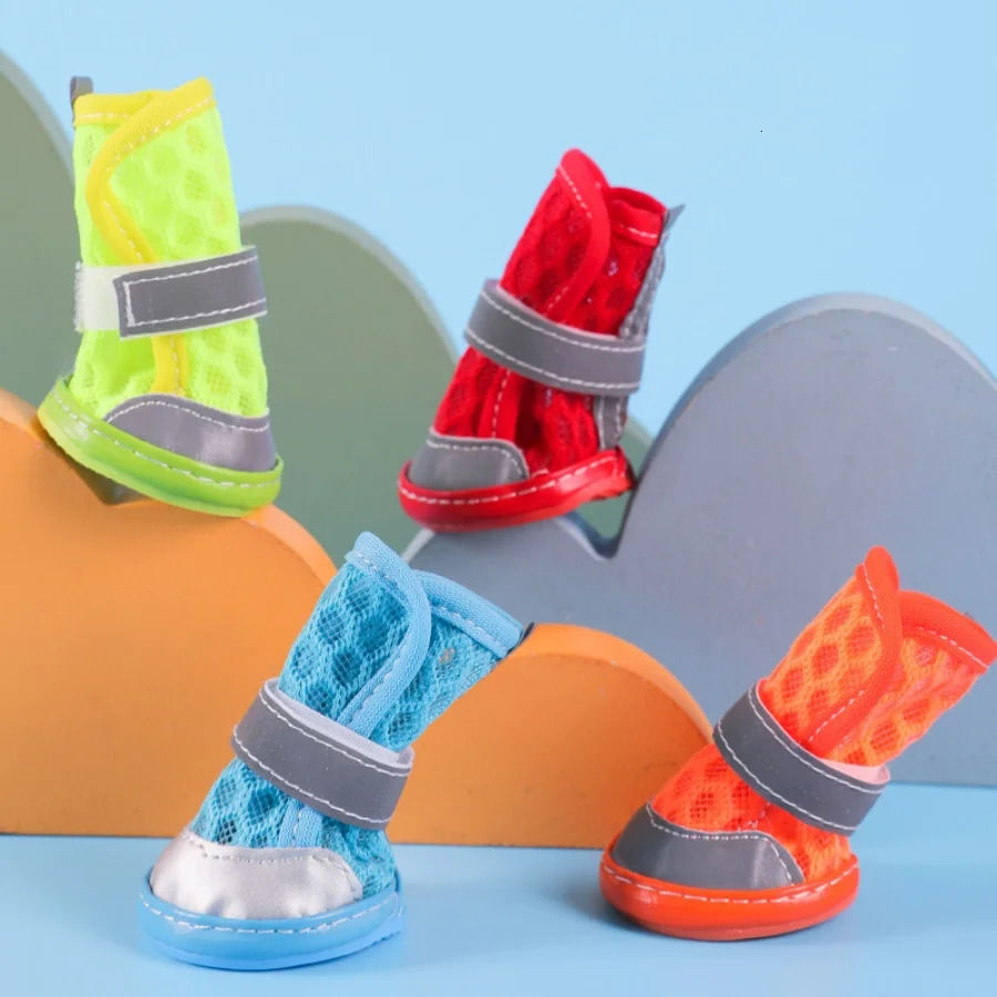 4 dog shoes in summer non-slip breathable wear pet dog shoes soft sole can not shake off the dog protective foot cover suitabl 250402