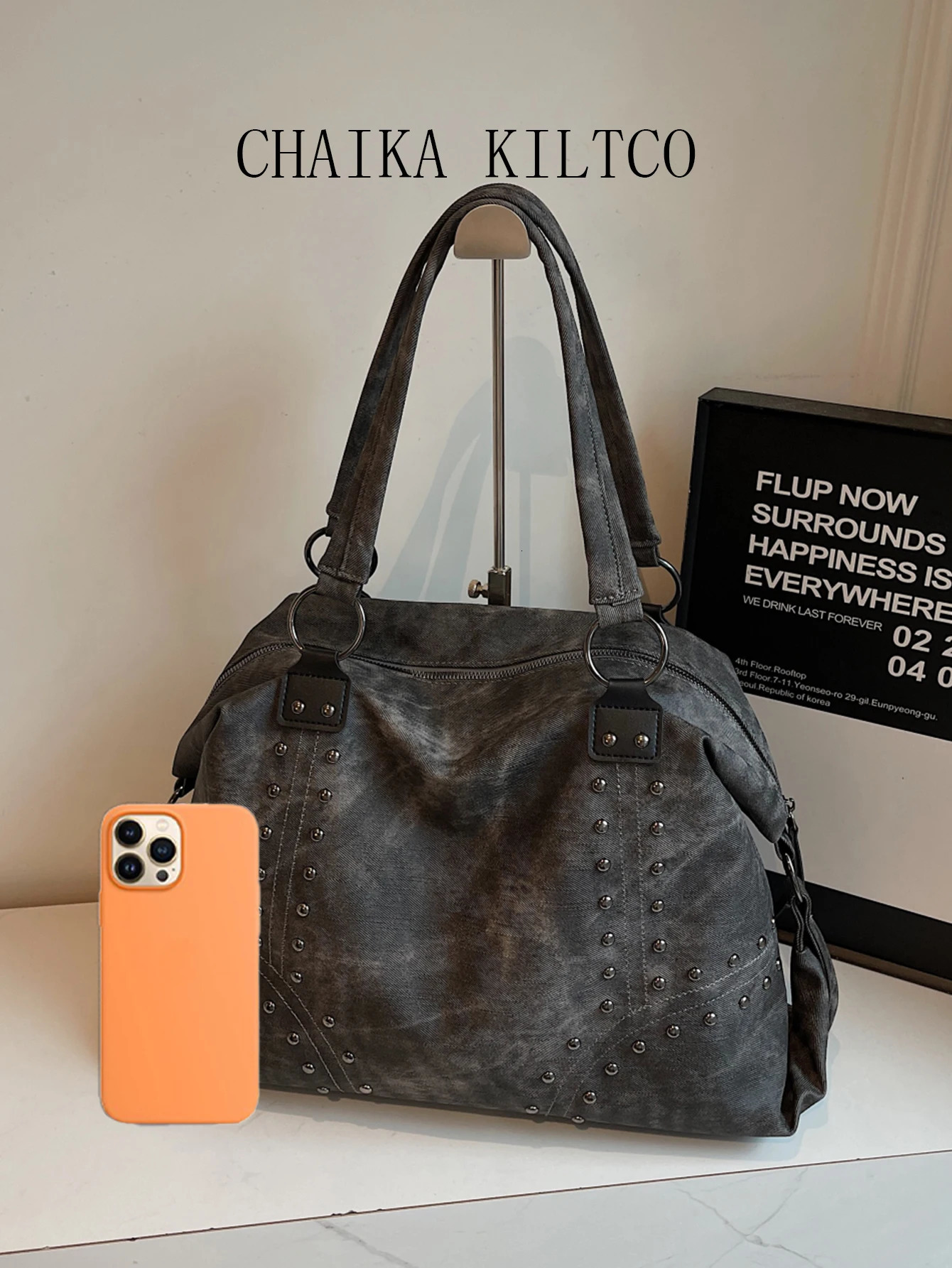 CHAIKA KILTCO Autumn/Winter Fashion Rivet Shoulder Bag Large Capacity Tote Bag Womens Casual Versatile Underarm Bag 251104