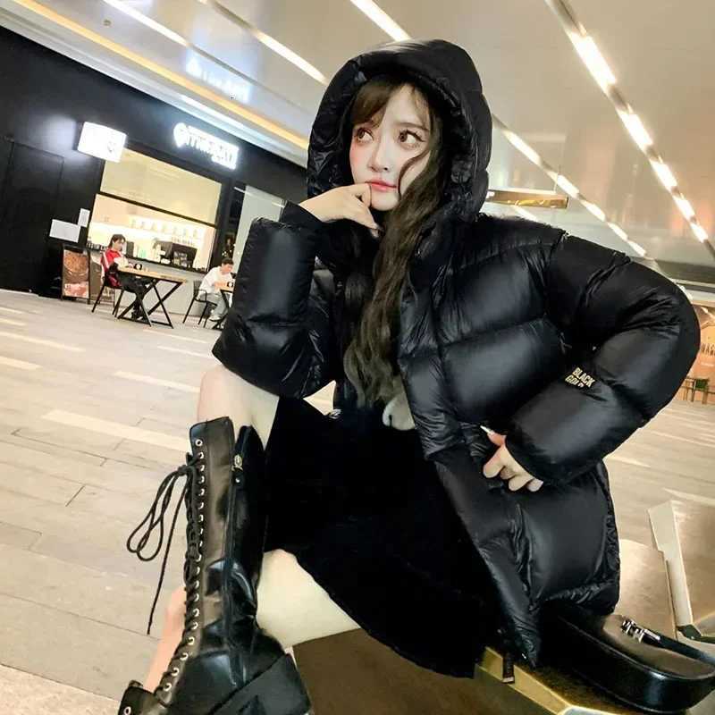 Korean Black Gold 90 White Duck Down Coat New Women Winter Thicken Warm Down Jacket Loose Casual Female Hooded Parker OuterwearT251105