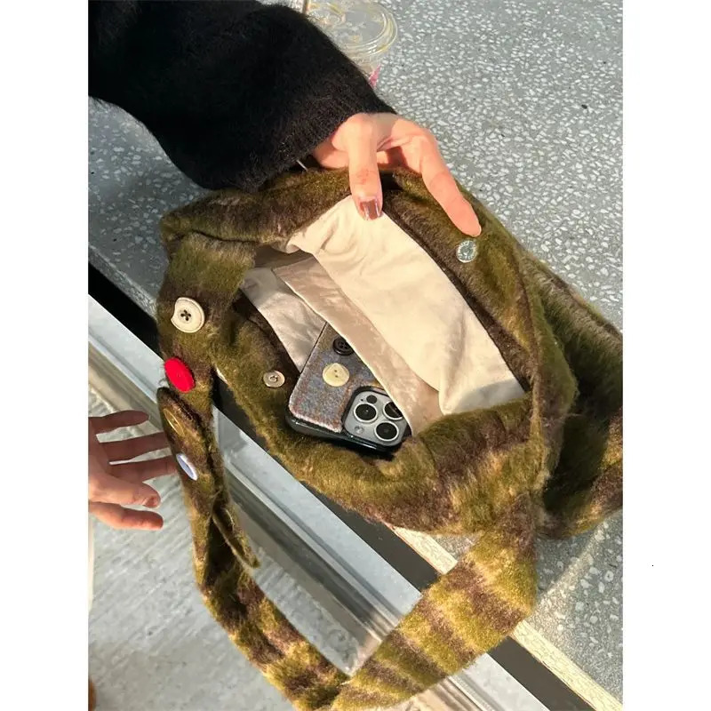 miyagawa Cute Commuting Tote Bag korean Versatile Autumn and Winter Checkered Cross Body Shoulder Bags 251104