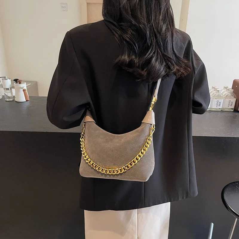 French Style Chain Suede Womens Bag Small Shoulder Bag 2025 New Fashion Versatile Handbag Casual Texture Retro Crossbody Bag W251104