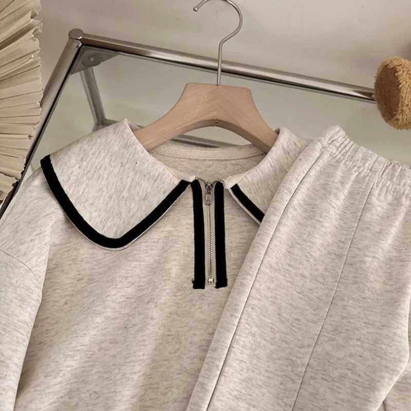 3-7Y Girls Spring Hoodies Set Korean Childrens Spring and Autumn Fashionable Baby Doll Collar Hoodie Pants Casual Two Piece Set Y251105