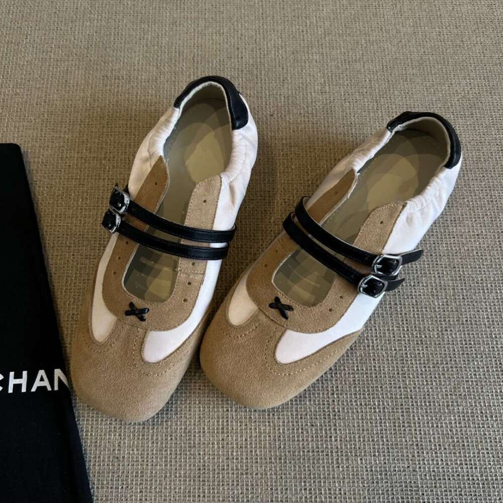 Designer Shoe New Double-Breasted Hollow-Out Shallow Training Shoes for Women Color-Block Sports Style Flat Mary Janes