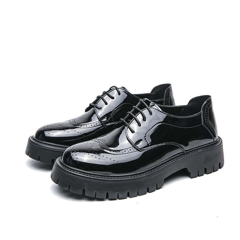 Men's oversized new casual fashionable men's thick soled shiny leather shoes, British style big toe shoes