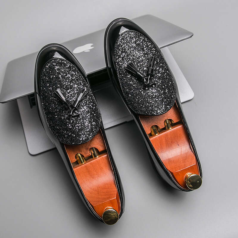 Large size glossy tassel shoes, sizes 38-46, personality trend, night club, British casual hairstylist men's shoes